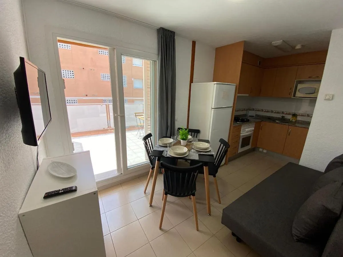 Apartamentos Ar Isern Blanes Spain