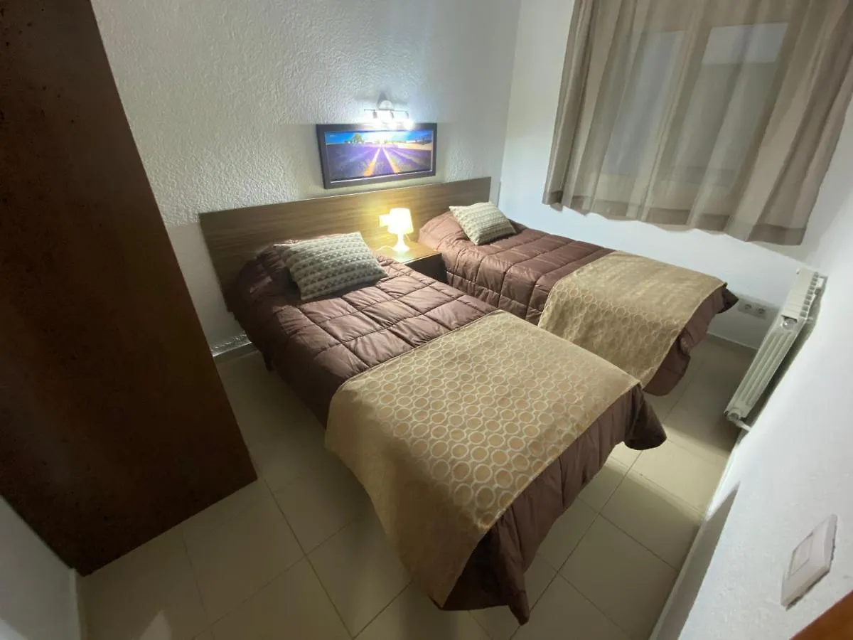Apartamentos Ar Isern 布拉内斯 0*,