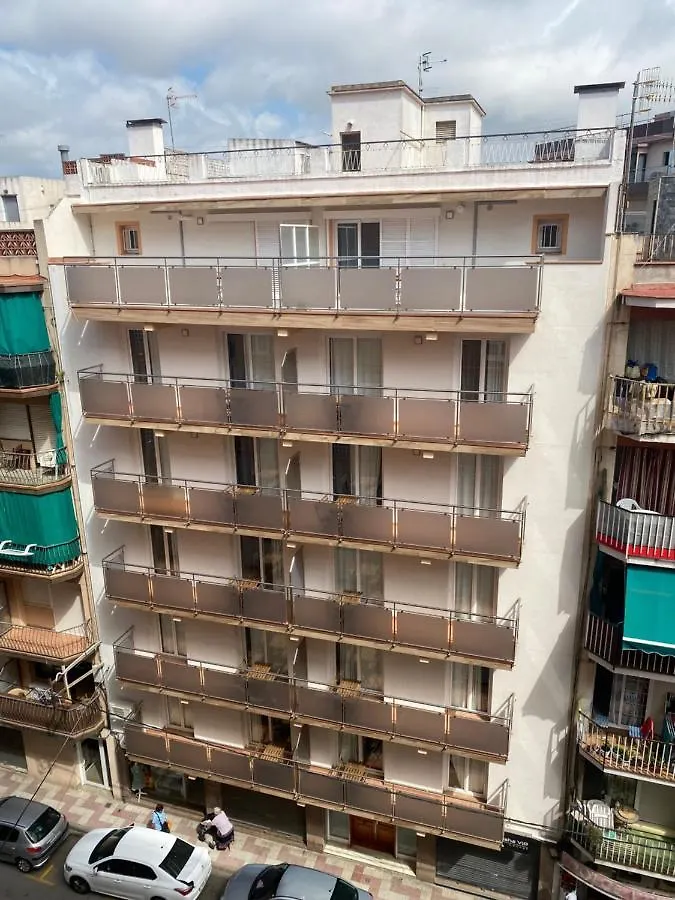 Apartamentos Ar Isern 布拉内斯