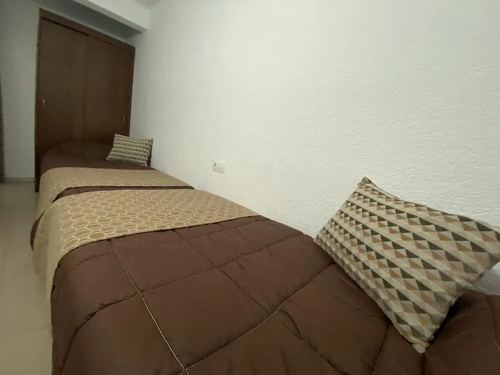 Apartamentos Ar Isern 布拉内斯