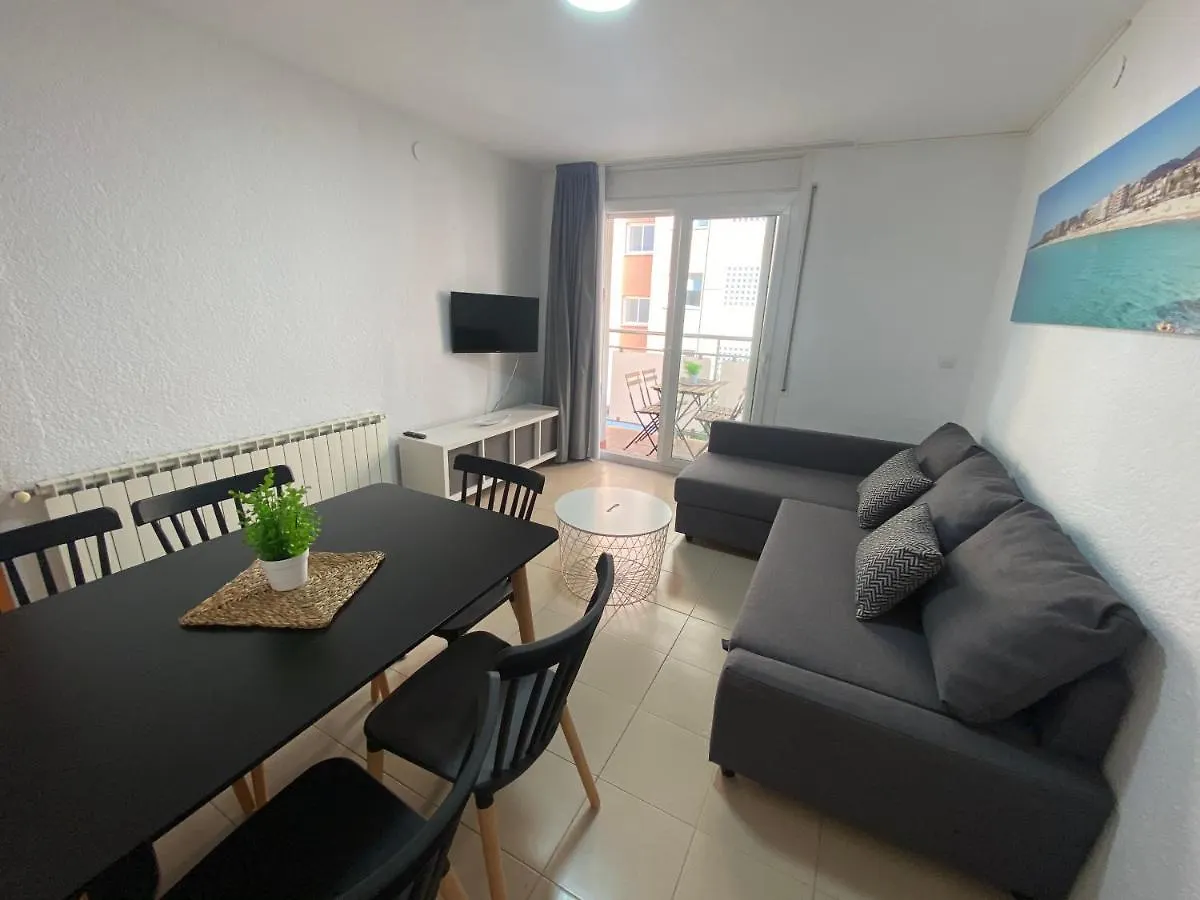Apartamentos Ar Isern Blanes Spain